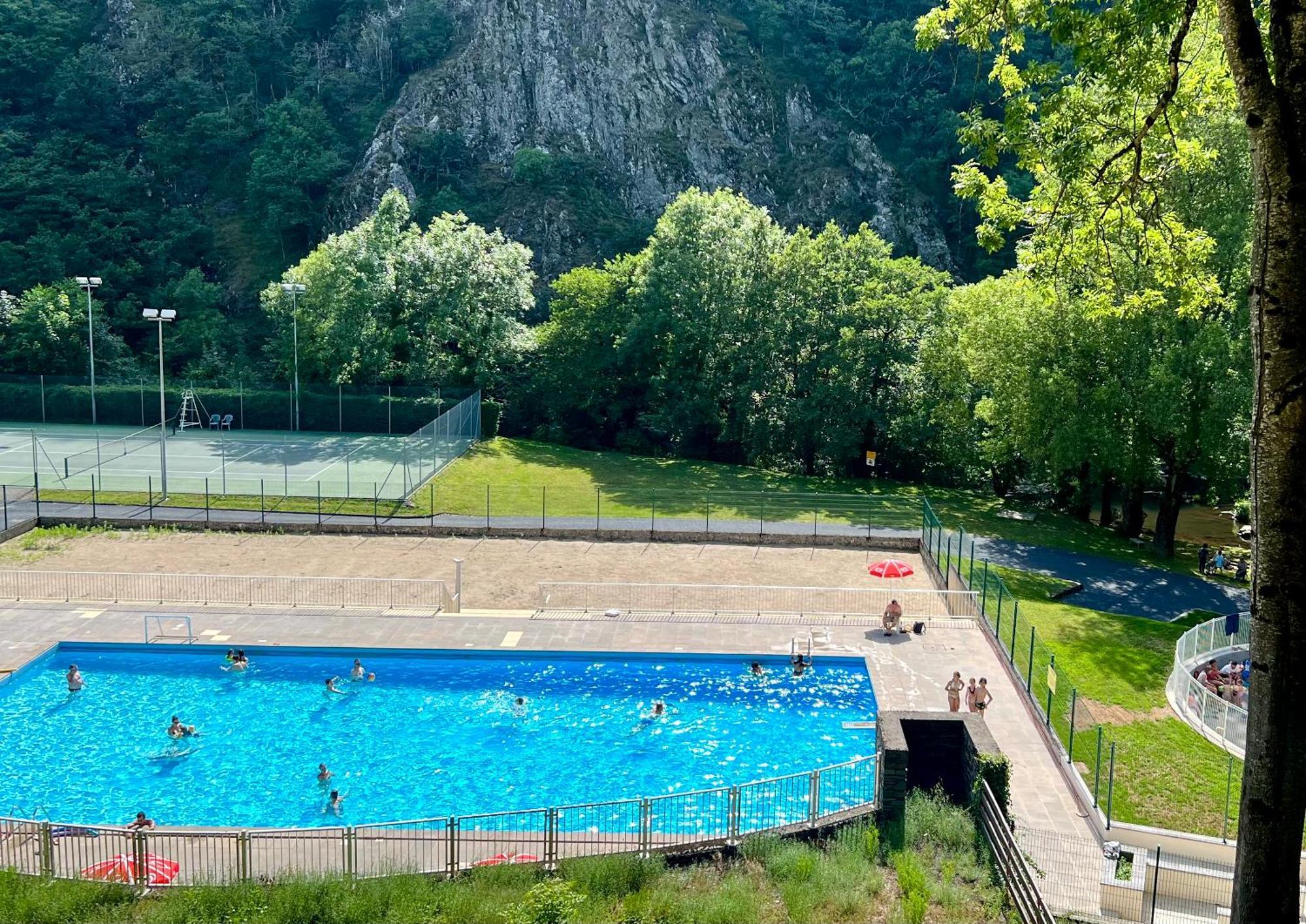 village vacances du camboussel Brassac  Extérieur photo